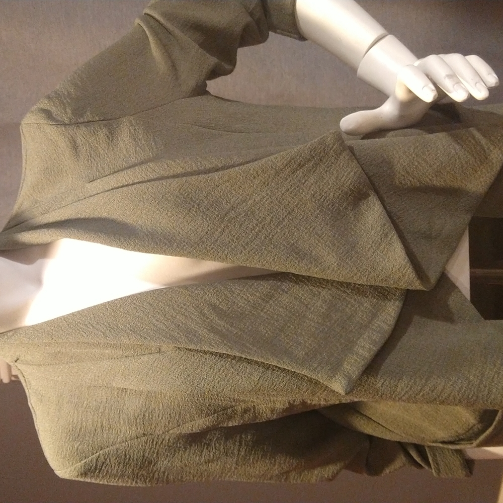 Cardigan - Picture 2 of 5